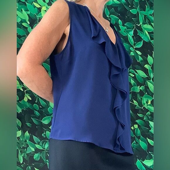 💙 White House Black Market Royal Blue Sleeveless Flounce Blouse – Size L - Picture 5 of 6